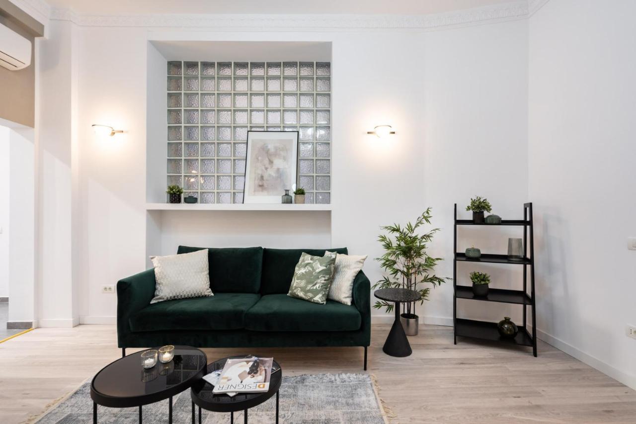 Four Bedroom Apartment, Old Town Boekarest Buitenkant foto