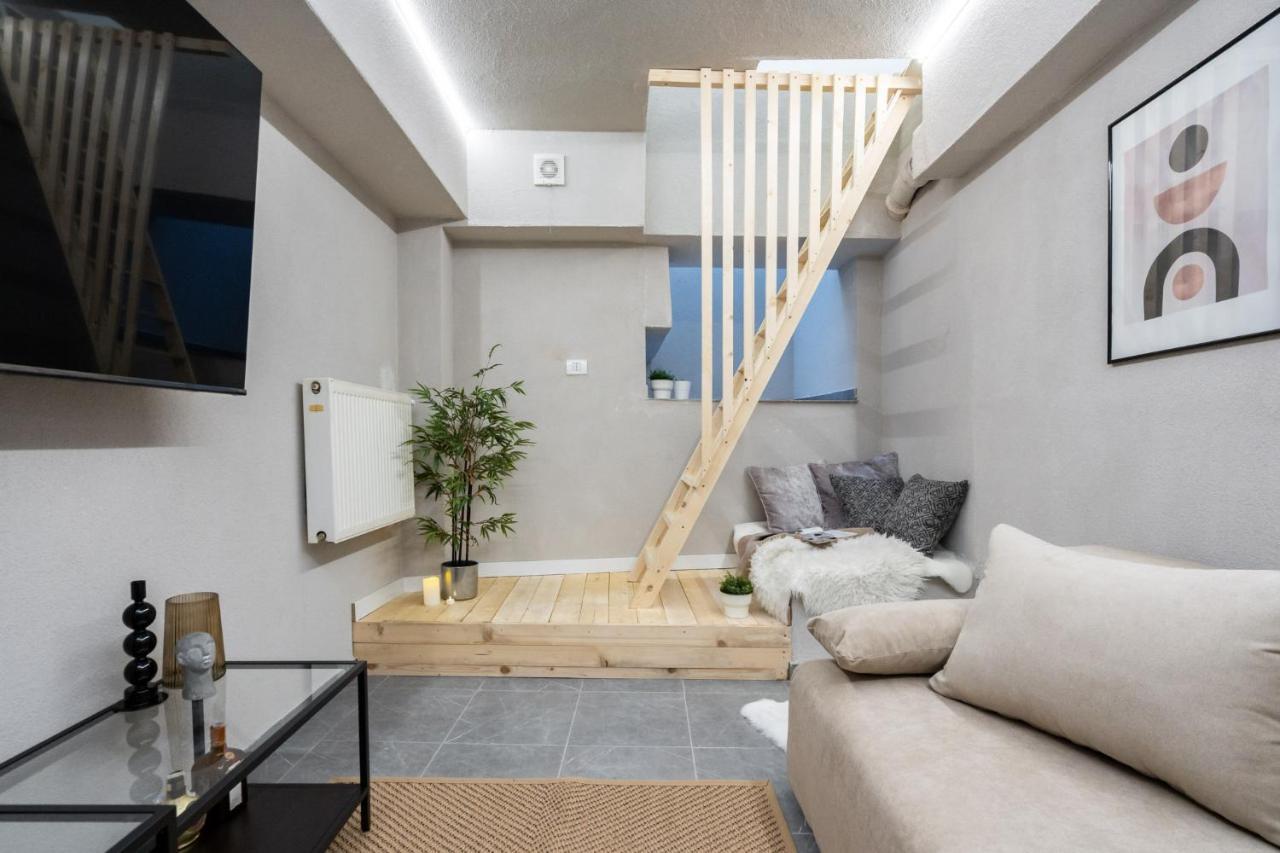 Four Bedroom Apartment, Old Town Boekarest Buitenkant foto
